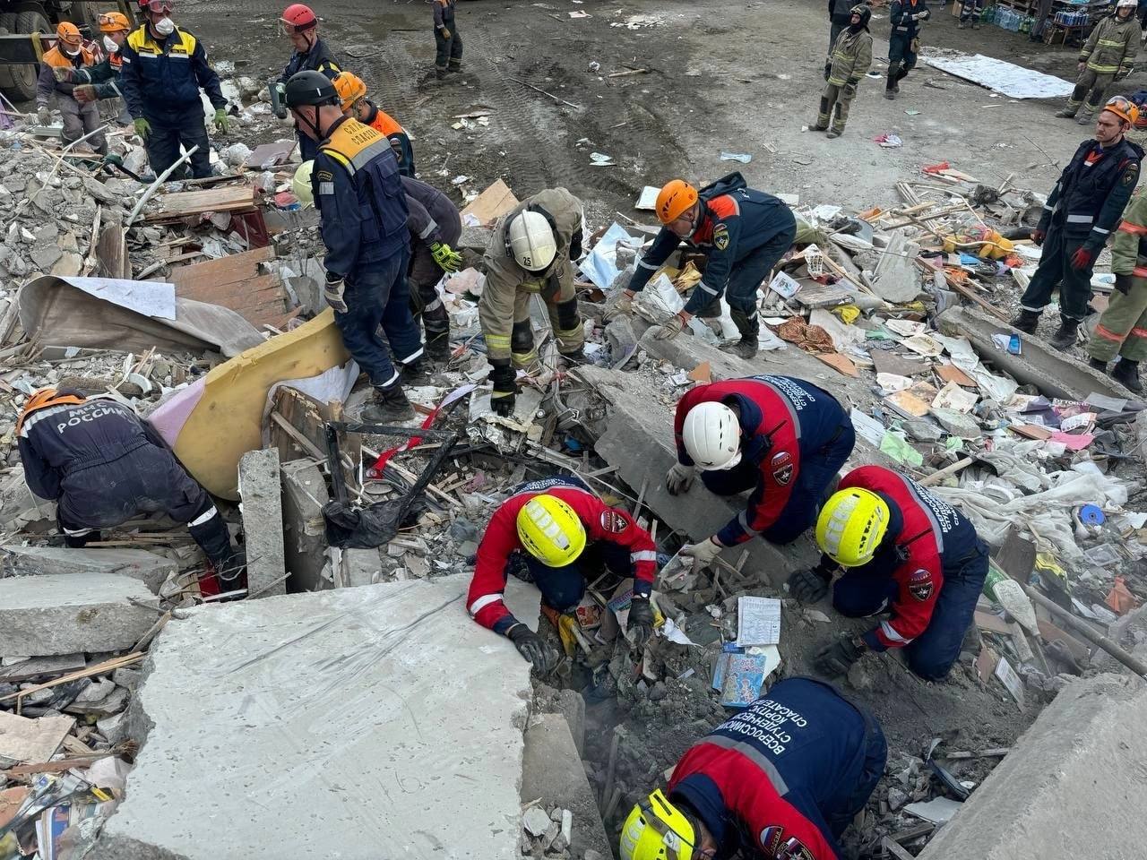 Три слесаря-газовика задержаны после взрыва дома в Нижнем Тагиле.