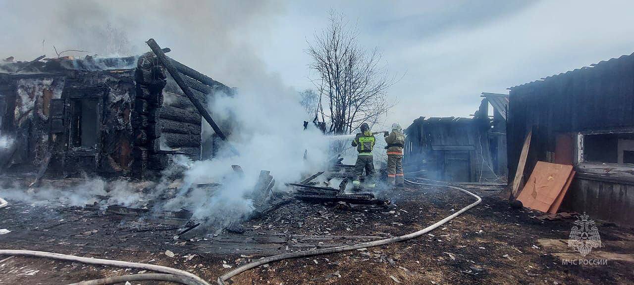 В Абанском районе в огне погибли три человека В селе...