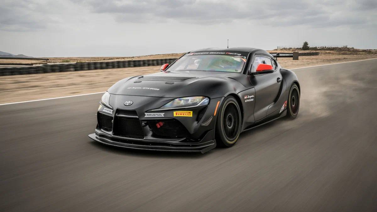 Toyota обновила гоночную Supra GT4, увеличив её цену...