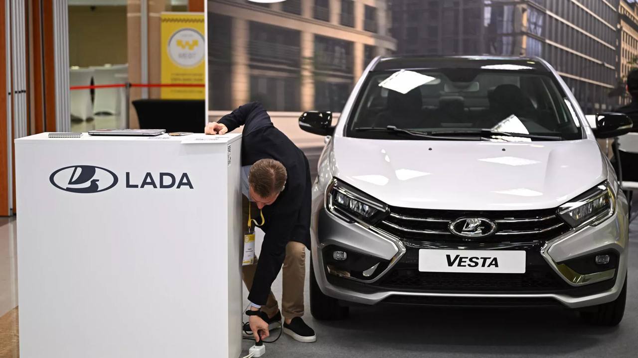 Новые Lada Vesta горят из-за проблем с электроникой. 