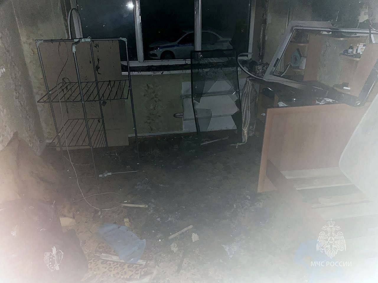 За сутки в Хакасии зафиксировано три пожара, в Абакане огнеборцы спасли человека.