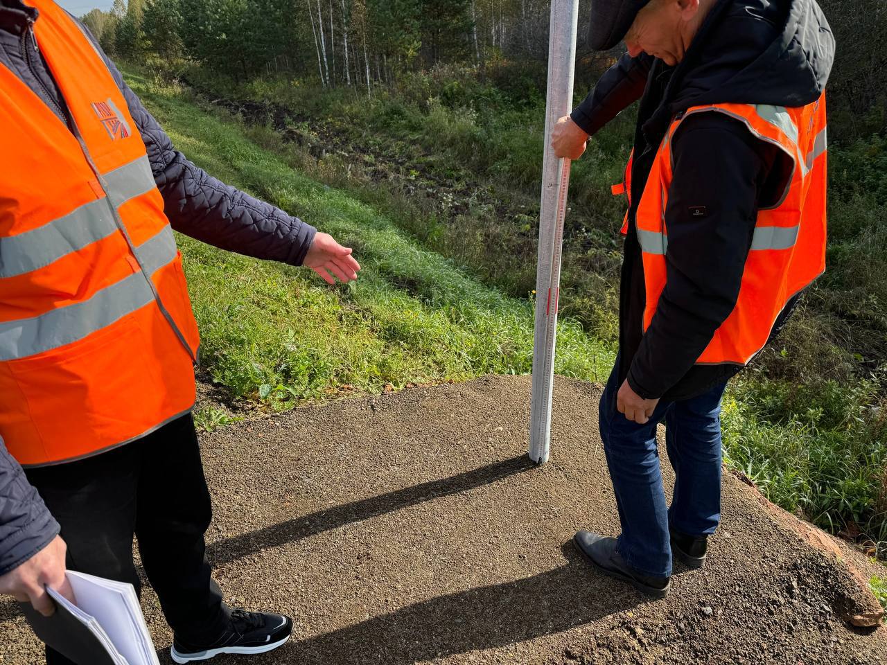В Абанском районе отремонтировали четыре километра дороги...