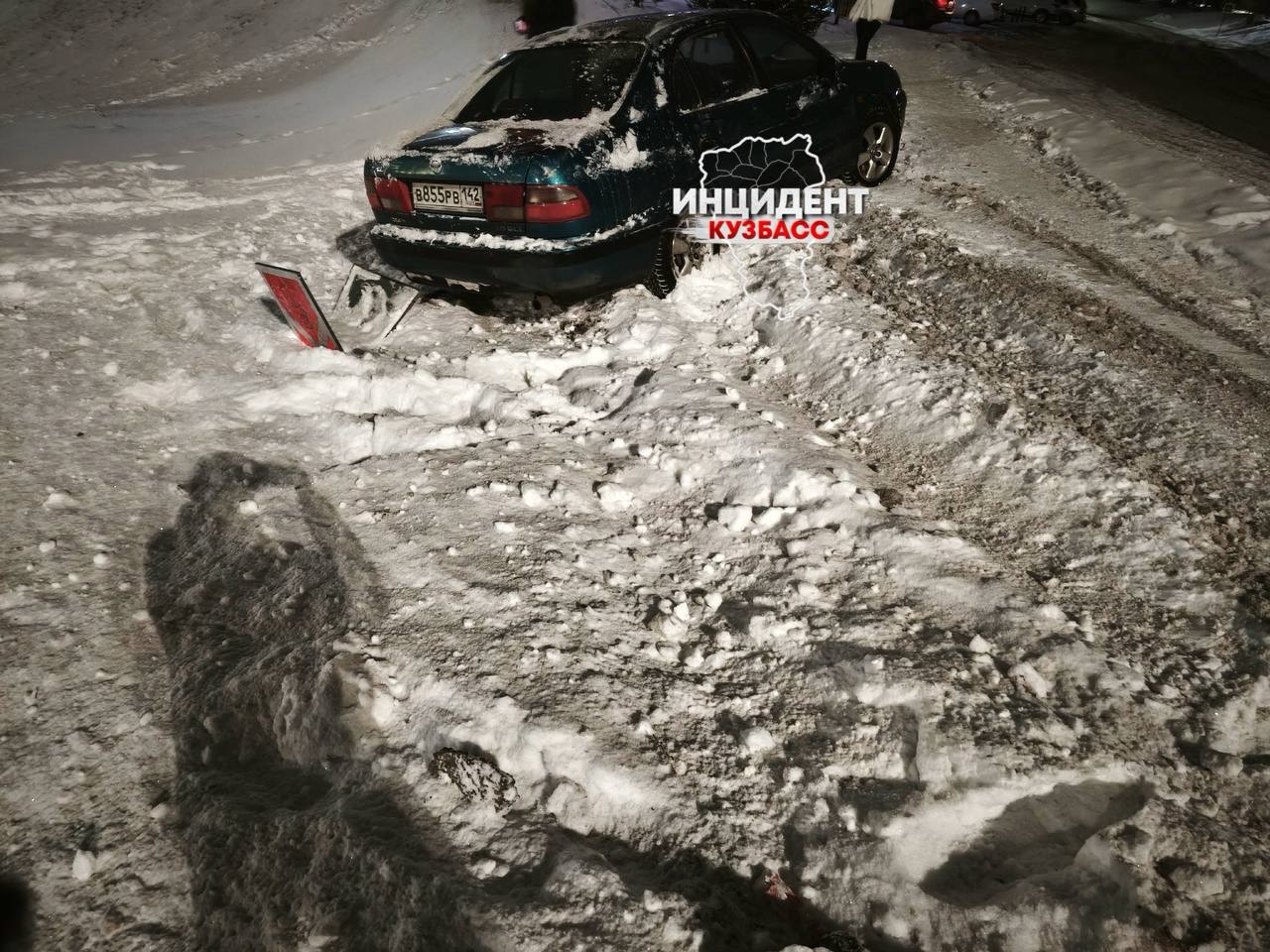 В Кемерово поймали бесправника, который устроил два ДТП и...