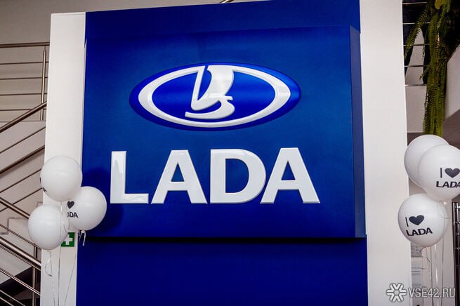 АвтоВАЗ произвел первую серию автомобилей Lada Vesta с новой трансмиссией