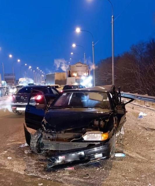 Непредоставление преимущества в движении стало причиной ДТП в Усть-Абаканском районе