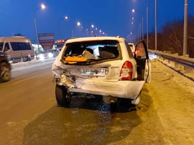 Непредоставление преимущества в движении стало причиной ДТП в Усть-Абаканском районе