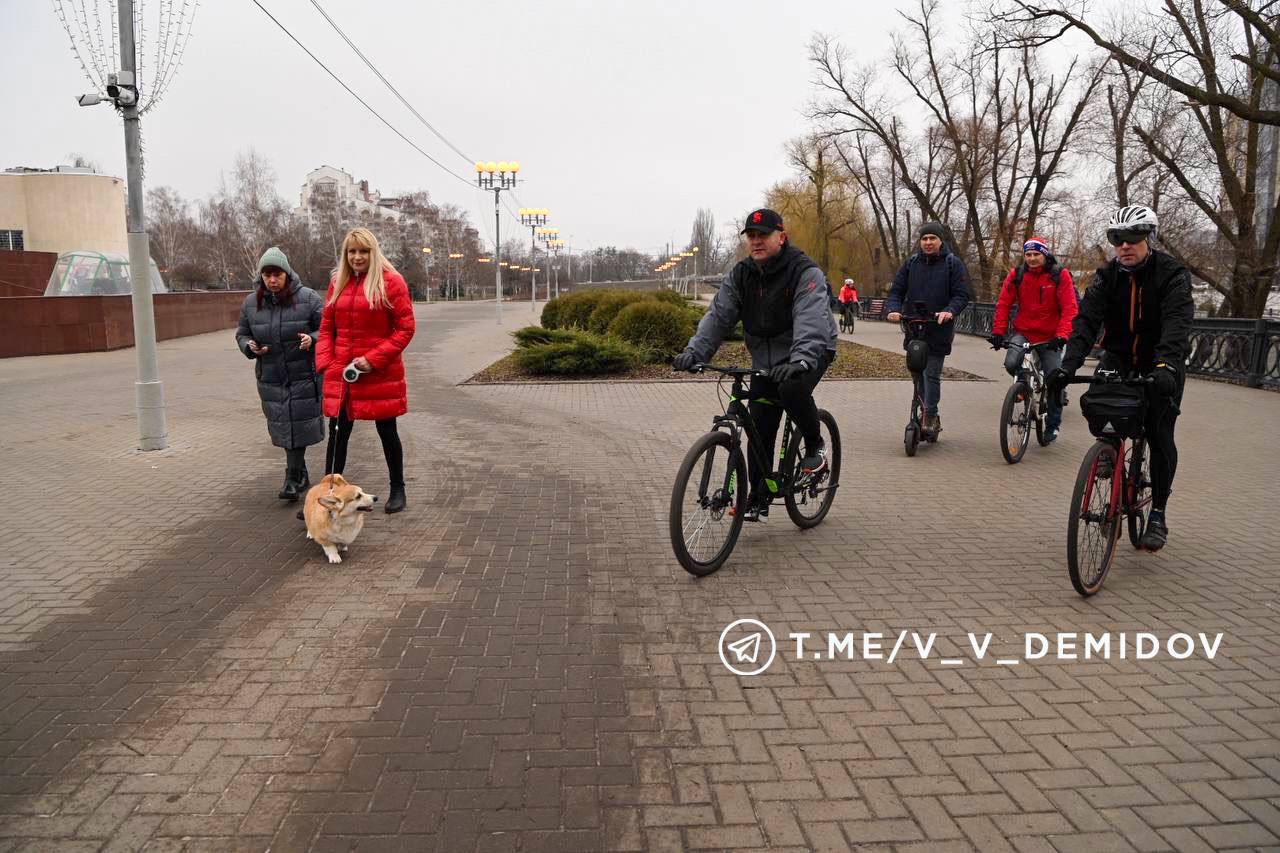 Мэр Белгорода пообещал развивать велоинфраструктуру после поездки на велосипеде 