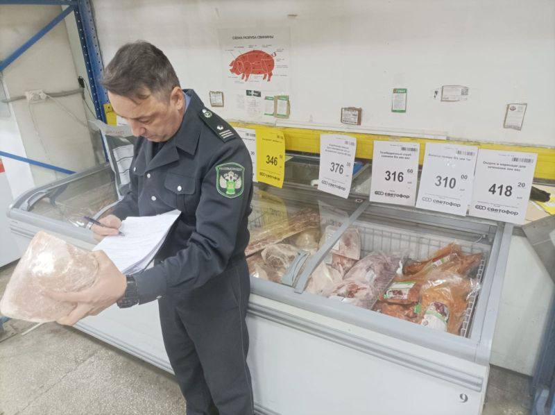 Продукция без документов и с истекшими сроками: 30 точек...