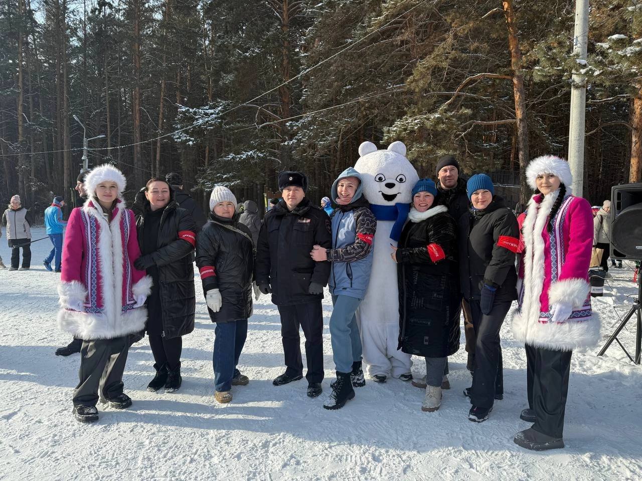 «Лыжня России» проходила сегодня в Сосновом бору Канска...
