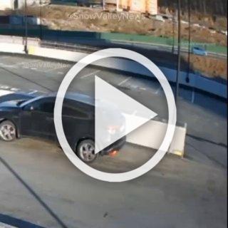 УАЗ вылетел с дороги и несколько раз перевернулся во Владивостоке. 