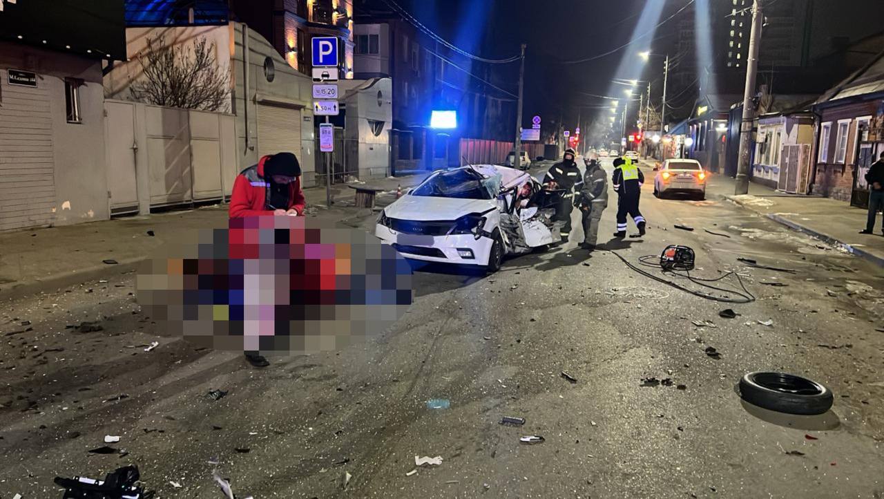 Три человека погибли в аварии в Краснодаре