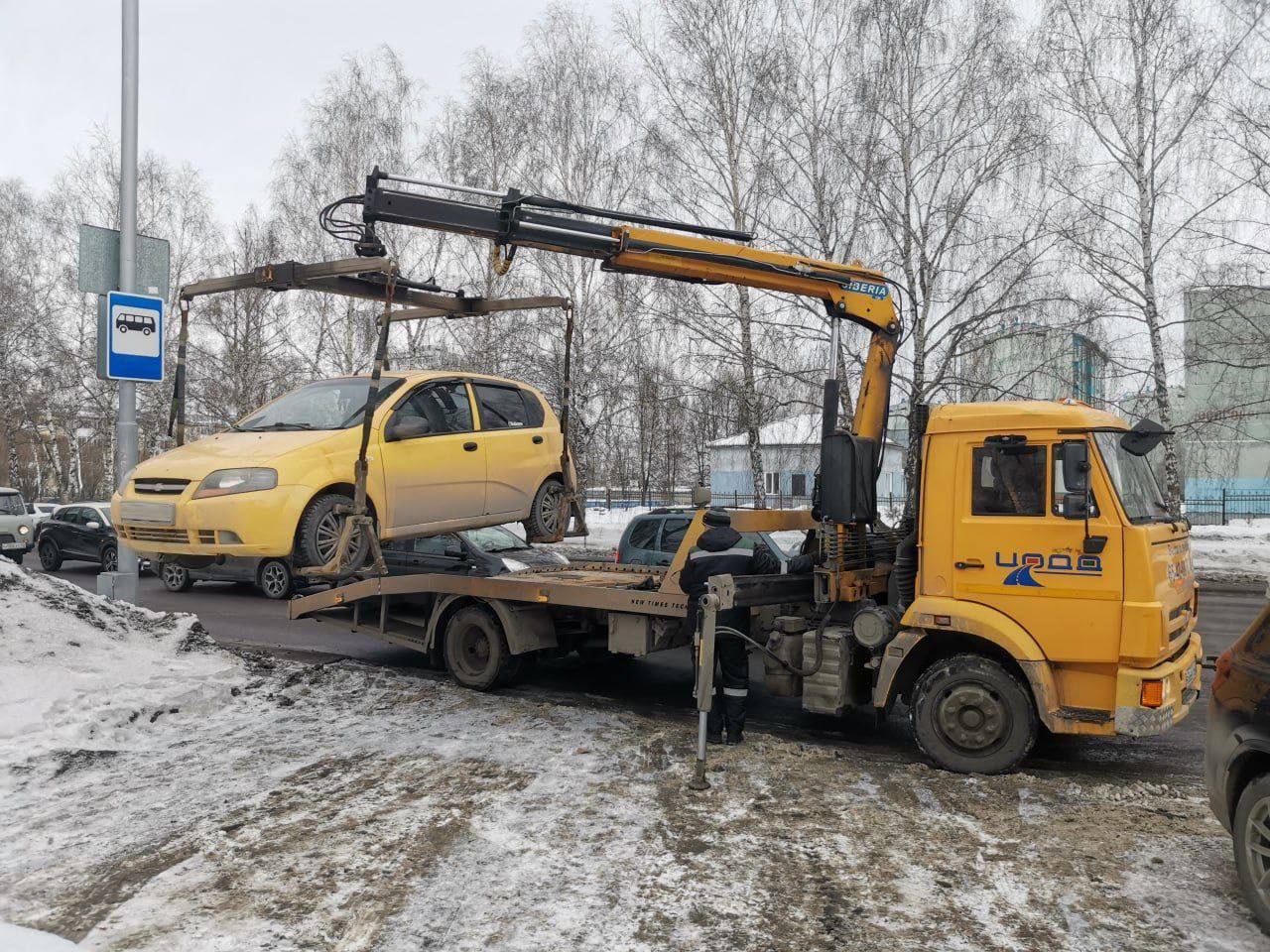 Кемерово чистит улицы от нарушителей парковки