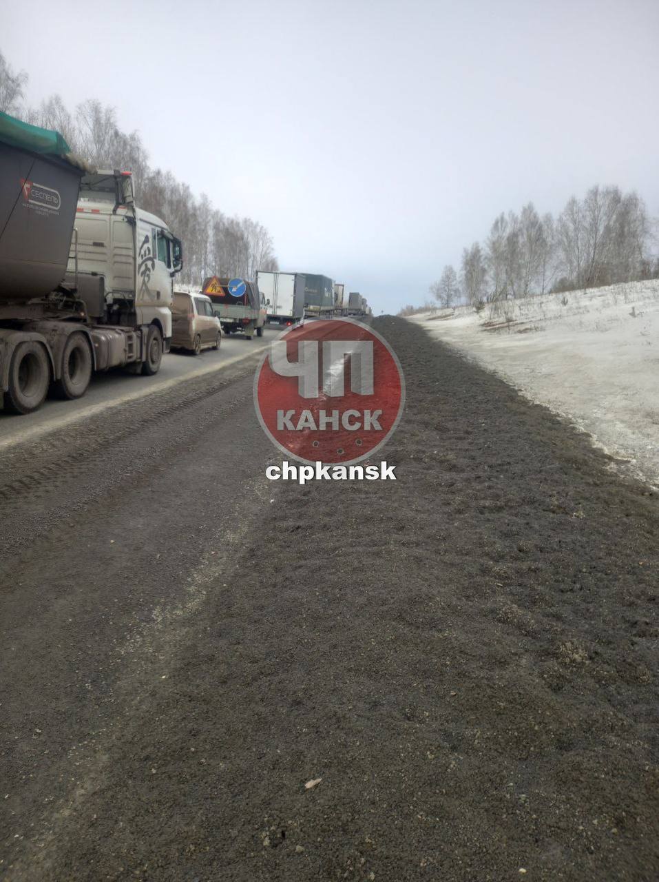 Трасса Канск- Красноярск, со стороны Канска, фура на...
