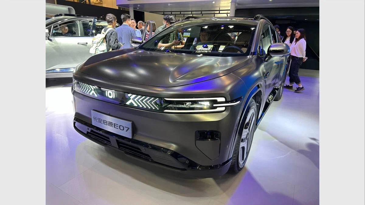 Changan запустил производство кроссовера, который...