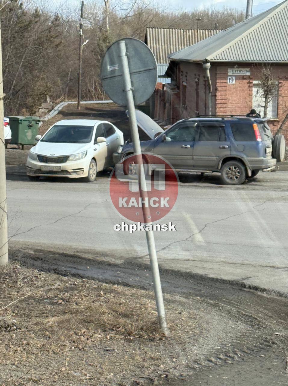 ДТП ул. Пугачева, перед въездом на мост 