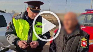 Шесть человек погибли, 21 пострадал при столкновении автобуса и фуры в Крыму