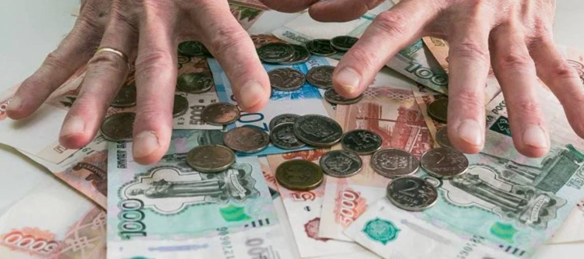 С 1 апреля для российских семей с детьми увеличатся...