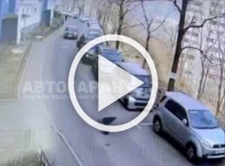 Владивосток. На мотоцикле с собственным ребенком. Оба без...