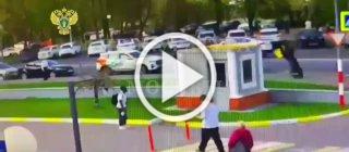 На улице Миклухо-Маклая злоумышленник подошел к...