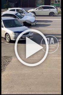ДТП по Ул. Павших Коммунаров 🇷🇺 Источник: ЧП Хакасия