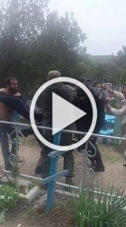 Цыгане избили полицейских на кладбище