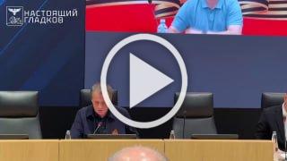 Вячеслав Гладков раскритиковал чиновников за задержку выплат строителям, восстанавливающим дома после обстрелов