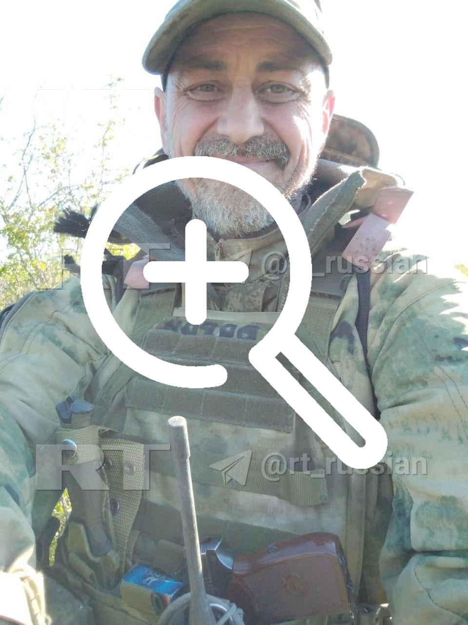Российский боец спас сослуживца, подорвавшегося на «лепестке» в Котляровке (ДНР): отрезал ему часть ноги, перебинтовал и эвакуировал.