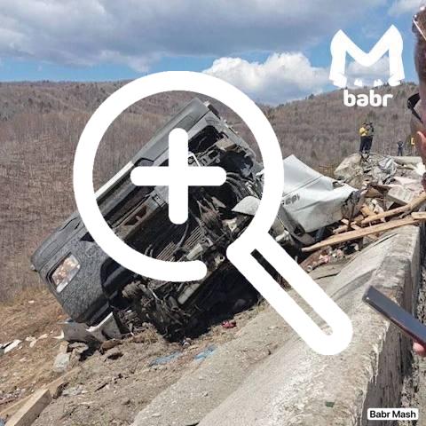 Серьёзное ДТП парализовало движение на Култукском тракте — всё стоит в обе стороны.