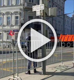 Тем временем, в Москве отключена связь