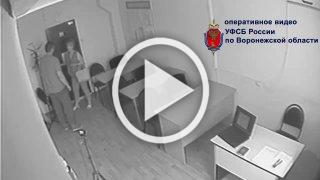В Воронеже раскрыли схему сдачи экзаменов иностранными...