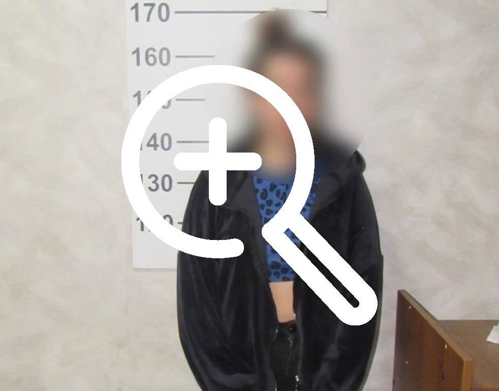 В Оренбурге на ул. Гребенской полиция задержала 30-летнюю...