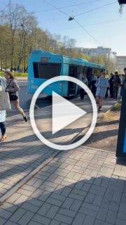 На Среднем проспекте Васильевского острова задымился...
