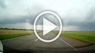 «Успел бы вернуться». Видео ДТП на трассе в Оренбуржье