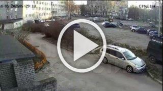 В Карелии военный убил знакомого и отстреливался от полицейских, которые прибыли его задерживать