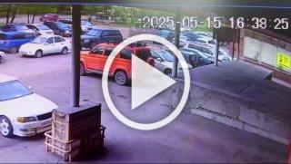 Курьер «Самоката» на высокой скорости влетел в...