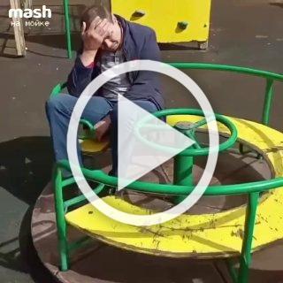 Небезразличный местный устроил поучающий аттракцион...
