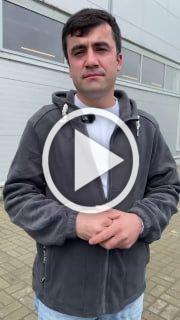 «Не считает себя героем. Просто помог»: Знакомьтесь, Саид Шарипов — мужчина, который спас из горящей квартиры троих детей