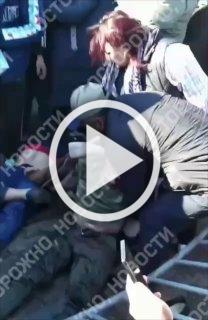 В московском миграционном центре умер иностранец. Он несколько часов простоял в очереди, чтобы получить документы.