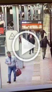 В московском метро избили парня за случайное...