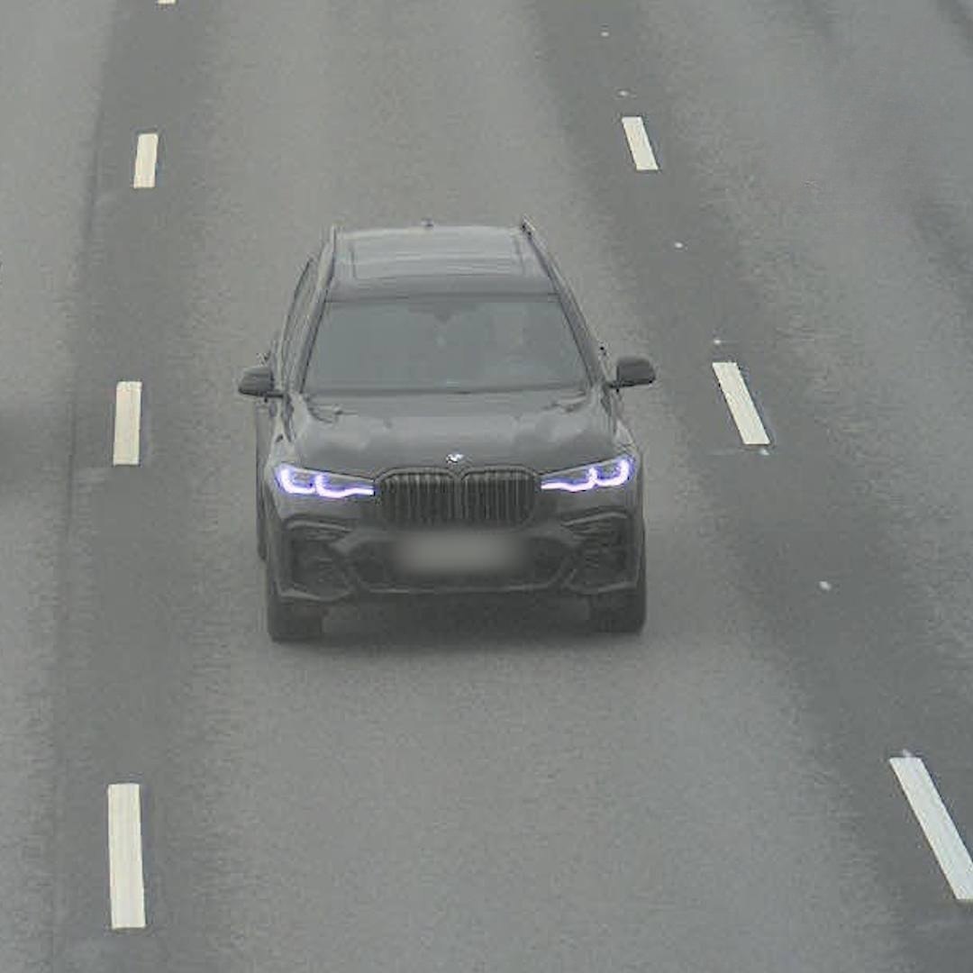Дерзкий угон BMW почти за 9 миллионов своими глазами наблюдал её владелец — 22-летний сын известного переводчика фильмов 90-х