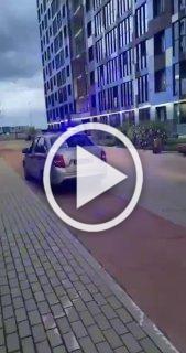 В доме №10 на бульваре Головнина в квартире-студии...