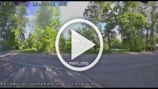 В Екатеринбурге этиловый самокатчик эпично впечатался лицом в асфальт.