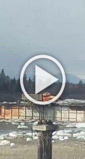 В Бурятии грузовик едва не сорвался с «самого опасного...