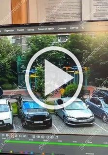 В Краснодаре мать избила детей на площадке и пригрозила расправой всем, кто обидит её сына