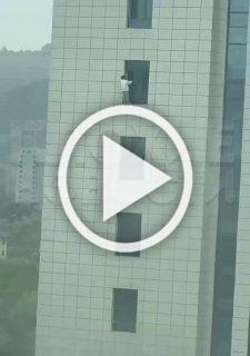 В Китае мужчина покончил с собой из-за безработицы...