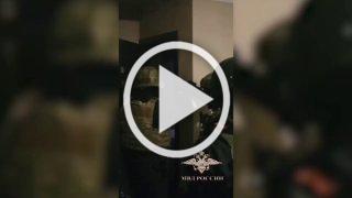 Петербургские силовики задержали троих пособников...