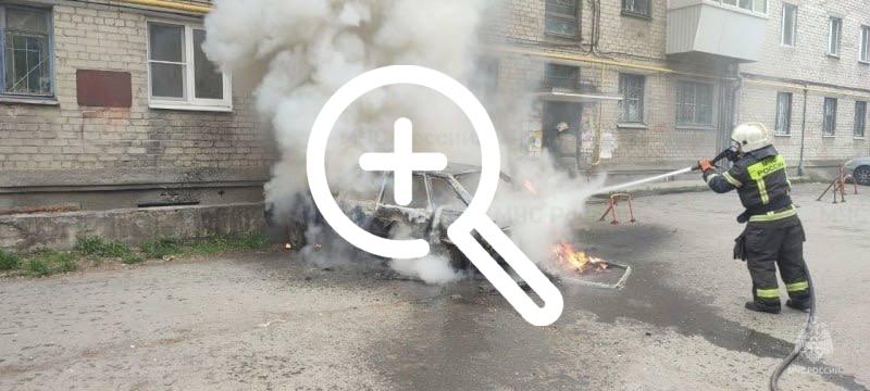 Вчера днем в Пионерском районе сгорел «ВАЗ 2114»