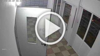 «Бьёт за проступки и просто так», «мама тоже помогает»,...