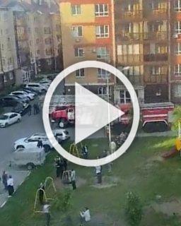 В Казани турок убил свою жену в день рождения маленького сына — иностранец также ранил ребенка и вылез в окно, угрожая спрыгнуть