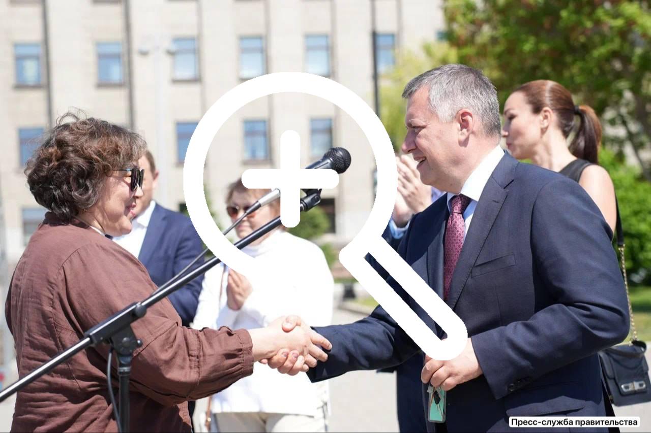 7 новых машин пополнили автопарк медицинских учреждений...